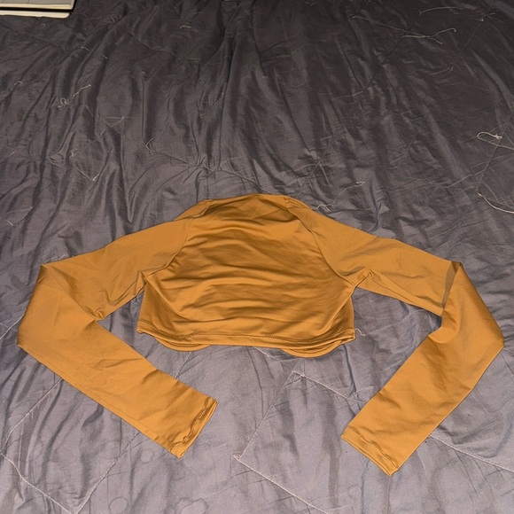 SKIMS UNDERWIRE LONG SLEEVE SWIM TOP - Picture 3 of 3